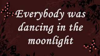&quot;Dancing In The Moonlight&quot; Alyson Stoner w/ Lyrics!