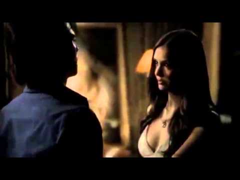 TVD 3X01 Damon Elena. Elena finds out Damon has been lying to her about looking for Stefan