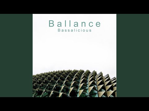 Bassalicious (Radio Mix)