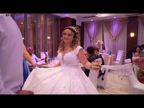 Kozeta Shabani ne dasem ne Gjirokaster