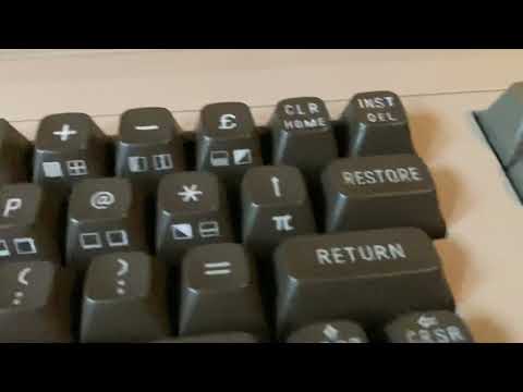 The C64 (Maxi) computer.  Impressions/review plus some gameplay