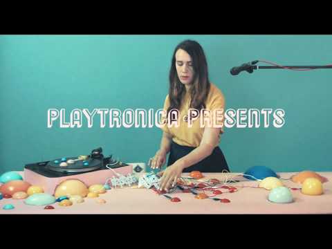 Live music performance on conductive color jelly by Chikiss / Playtronica