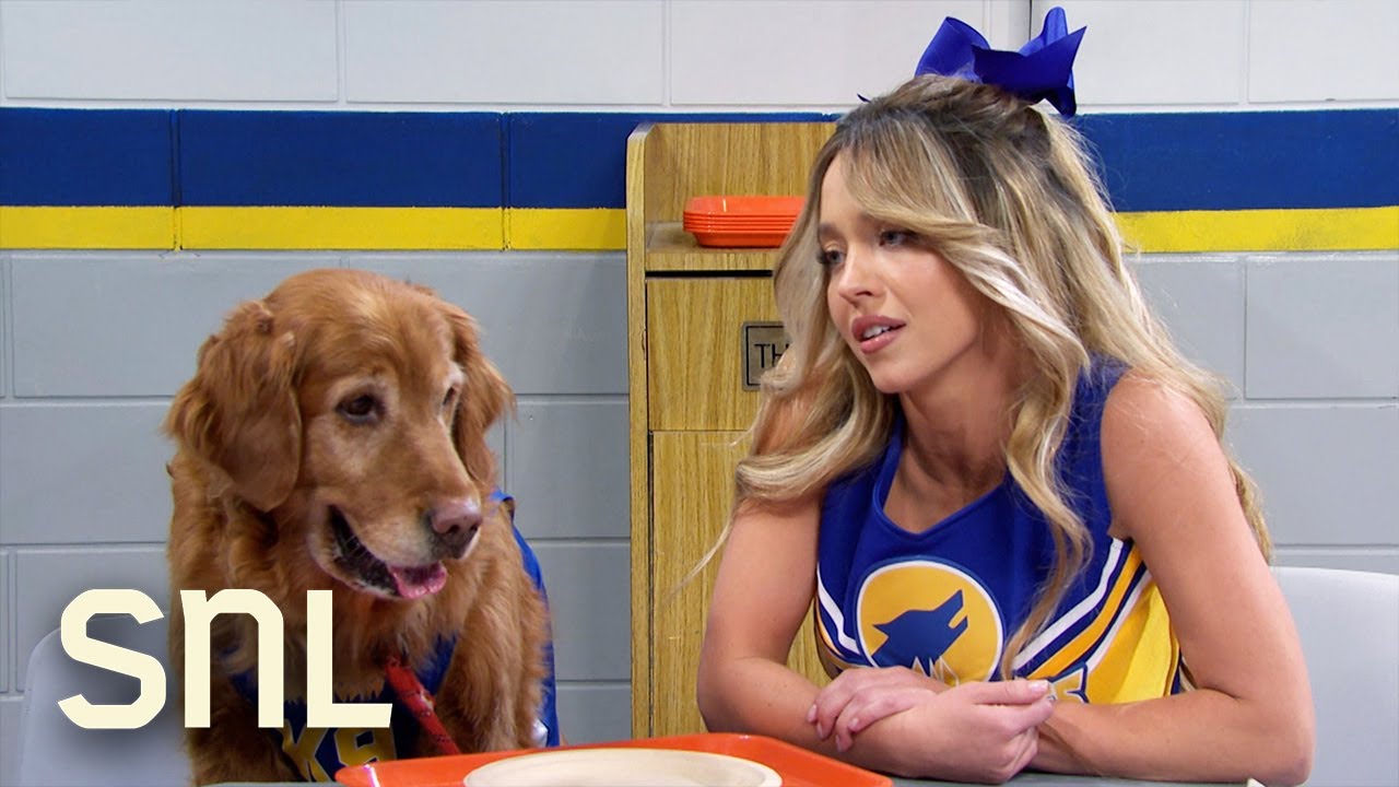 Sydney Sweeney 시드니 스위니, SNL 데뷔를 빛낸 미우미우 드레스 사진