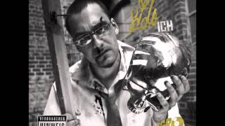 SIDO FEAT  B TIGHT A I D S  2007 ALBUM TRACK  22 ICH PE