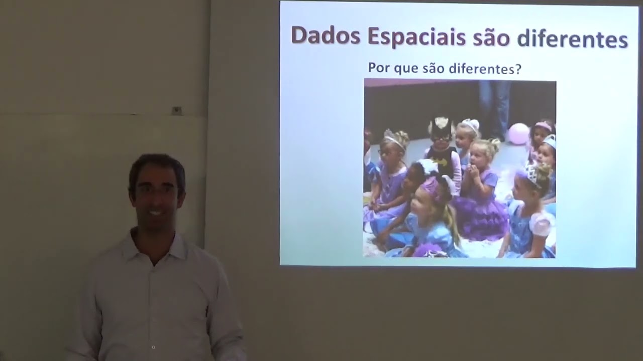 Cartografia e Geoprocessamento - Introdução ao curso e conceitos básicos