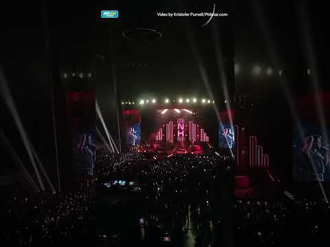 Niall Horan performed his hit song ‘Slow Hands’ live at the Mall of Asia Arena