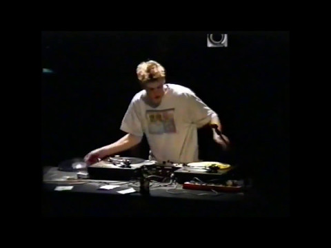 DJ Static vs DJ Grazzhoppa — 1996 One-on-One Battle of the DJs