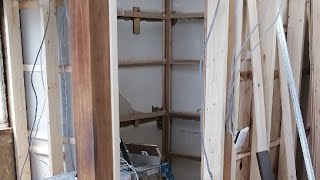 石膏ボード貼りながらライブ