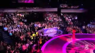 American Idol 10 - Thia Megia [Smile] - Top 13 Perform