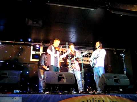 Crooked Man - Brother Mule w/Leon Hunt at Cornish Bluegrass Festival 2010