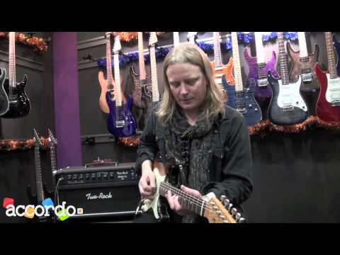 Guitar Lesson: "Matt Schofield - blues phrasing"