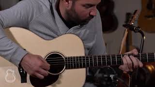 Video thumbnail for Santa Cruz OM, East Indian Rosewood & Adirondack Spruce demo by Carter Vintage Backstage