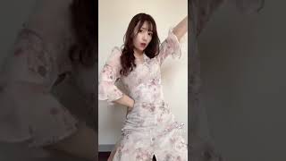 巧みな腰使いのパジャマ女子