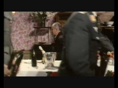 Wir reiten eine Atacke Luis de Funes