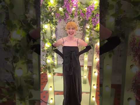 Play video
