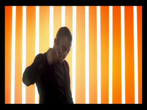 STUTTA feat rapid & ghetts - IM LEAVING(OFFICIAL VIDEO) follow him on twitter @therealstutta