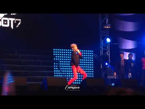 GOT7 Bambam Girls group Dance @GOT7TheFanclubFanmeetingiBKK