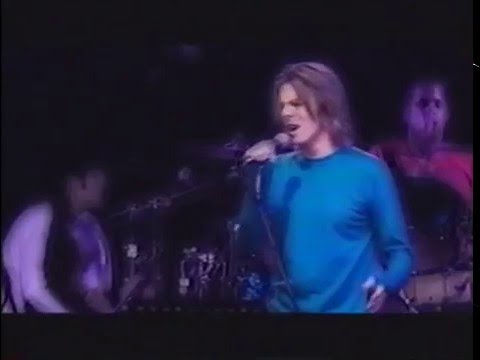 David Bowie – Something In The Air (Live Paris 1999)