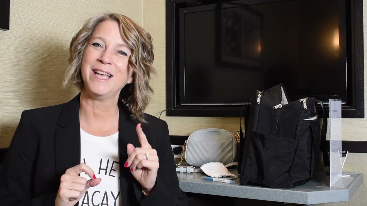 Minute Suites (Gate B24)