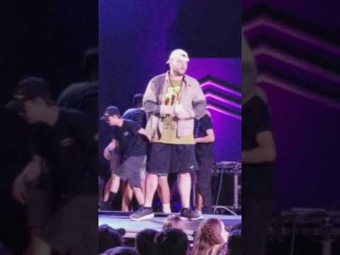 Youth Pastor wrecks Freestyler in rap battle