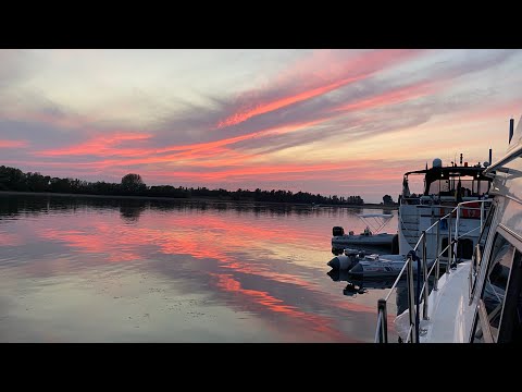 Von Düsseldorf nach Hellevoetsluis ( Bootsurlaub Teil 1)