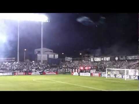 "Recibimiento Libertad-CruzAzul.mp4" Barra: La Escolta &bull; Club: Libertad