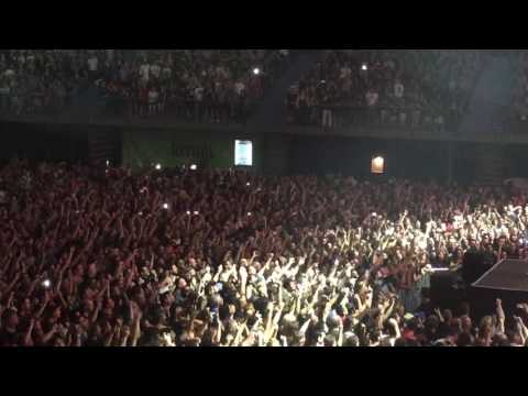 Scorpions ft Mikkey Dee - Rock you like a hurricane, Barclaycard Arena Madrid 2016