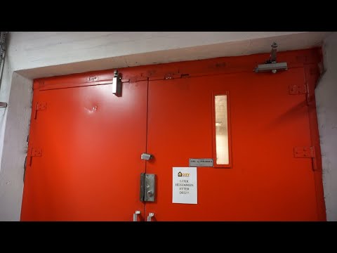 Machine Room Tour! Reber Schindler traction freight elevators (mod) @ Ulvenveien 102, Oslo, Norway