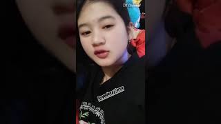 Download lagu Story wa cewe cantik 30 detik terbaru  - status wa terbaru 2020 👍👍  🤗Mantul🤗 mp3
