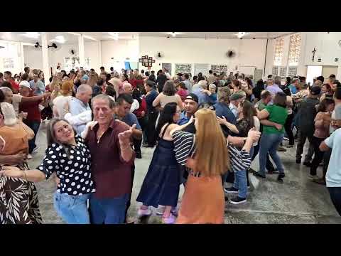 Muita dança no clube Alegria de Viver em Guaraniaçu Paraná(com marcos e margarida)