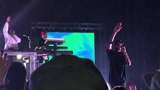 6lack - Balenciaga Challenge (Live At The Fillmore Jackie Gleason Theater on 12/18/2018)