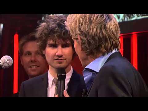 Muziek: Thijs Boontjes Dans- en Showorkest - 'Kom 's effe hier'