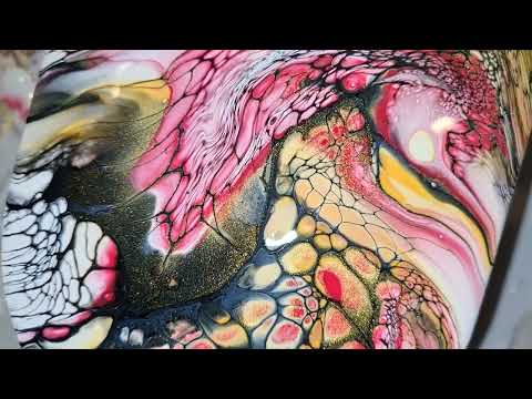 Simple Bloom Pour | Stunning results with warm colours