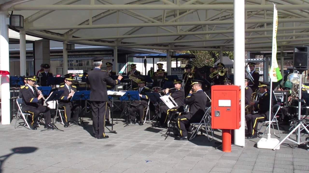 夢をかなえてドラえもん～警察音楽隊♪