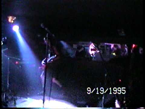 The Varukers & Distraught live at the Caboose Garner NC 9-19-95 hardcore punk rock fun !
