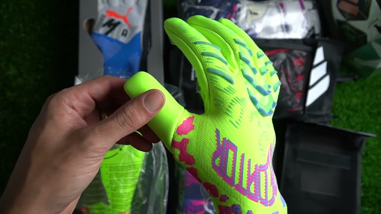Adidas Predator Pro Goalkeeper Glove Review