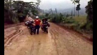 preview picture of video '19112007 End of the road at Ban Rai enroute to K. Phet'