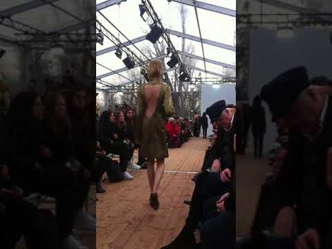 Guy Laroche Autumn-Winter 2018-2019 runway