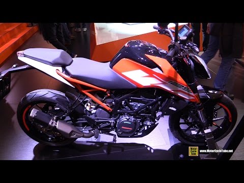 2017 KTM 125 Duke - Walkaround - Debut at 2016 EICMA Milan