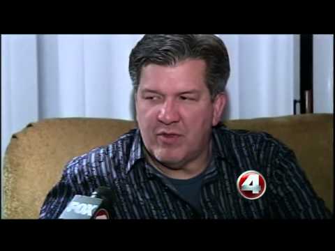 Naples native Lazaro Arbos makes it to the top 7 on American Idol