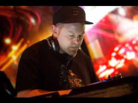DJ Shadow Essential Mix 2003-03-30