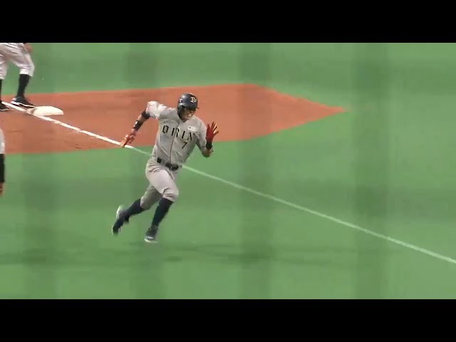 【3回表】バファローズ・糸井が激走!! 中島の打球はタイムリーヒットとなる!! 2015/9/13 F-Bs