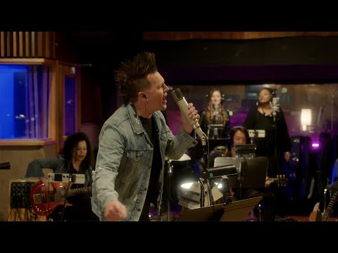 Jeremy Buck - Holding on to My Faith (Official Video)