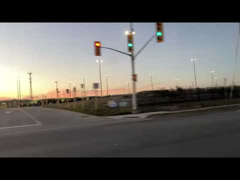 19:12 PM EB GO MPI MP54AC 647? Bronte Go station October 10 2022