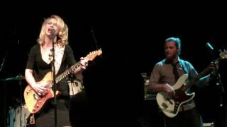 Samantha Fish 2017-04-12 Sellersville Theater "Hurt's All Gone"