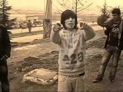 EsrarKoLiK [YaLan Bİr aŞk öYKüSü].. pIR Fena.. !