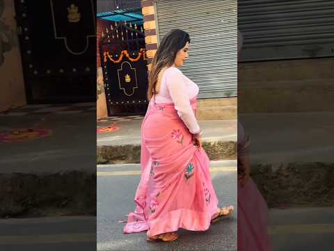 💋💋❤️❤️Gorgeous Mature Desi Nepali Bhabi Pink Saree Reels#nepalibhabi #bhabireels