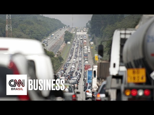 Emplacamentos de carros novos registram alta em julho | VISÃO CNN