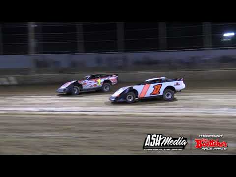 Super Sedans: Daryl Moon Rollover - Moama Speedway