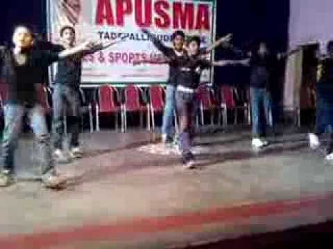 Harsha merit school children dance performance.flv